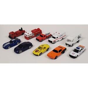 Lot of 10 China Diecast Cars Maisto Welly Motor Max - Emergency Boeing Mix